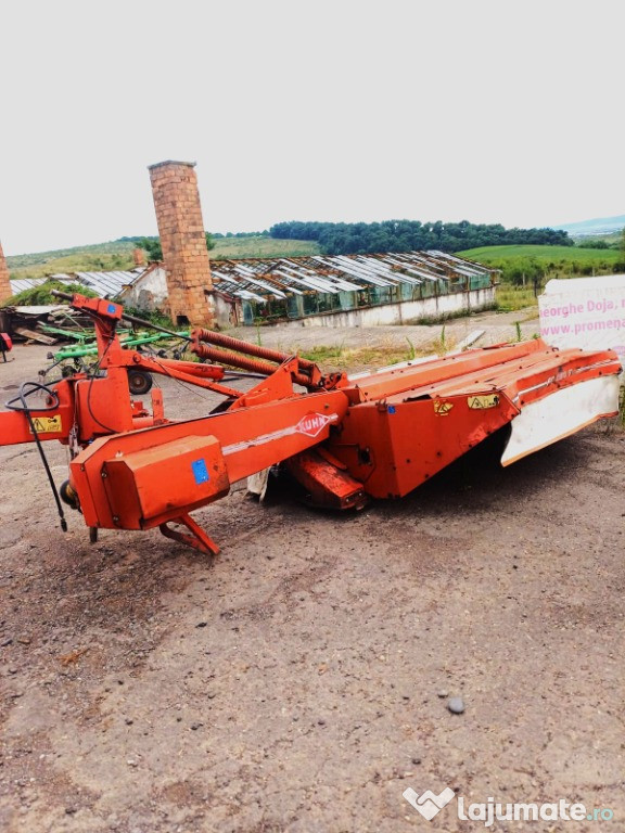 Cositoare Kuhn FC 280 P 2.60 m lățime Stare excelentă Import Germania