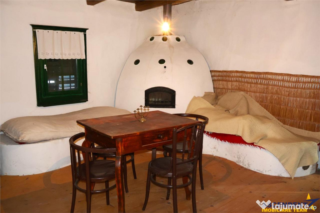 Tur Virtual! Casa secuiasca, traditional rustica, zona Trei