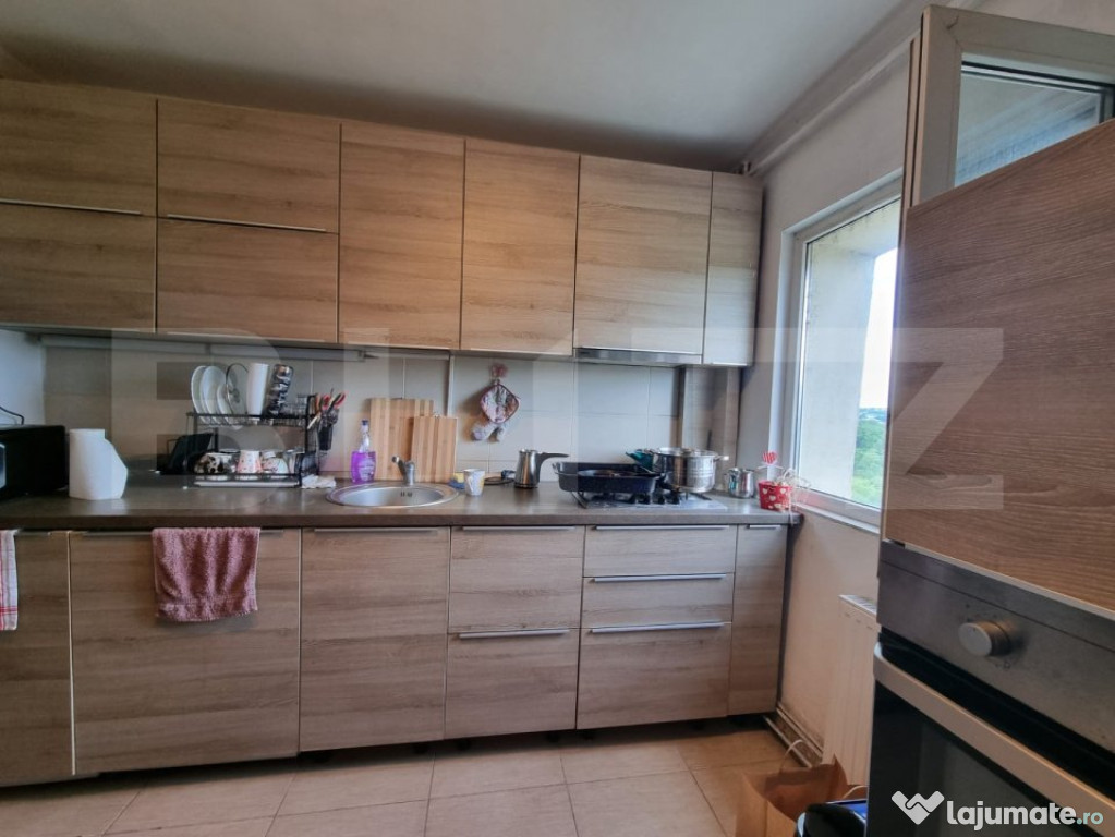 Unic pe piata! 2 camere decomandate, etaj intermediar, Plaja