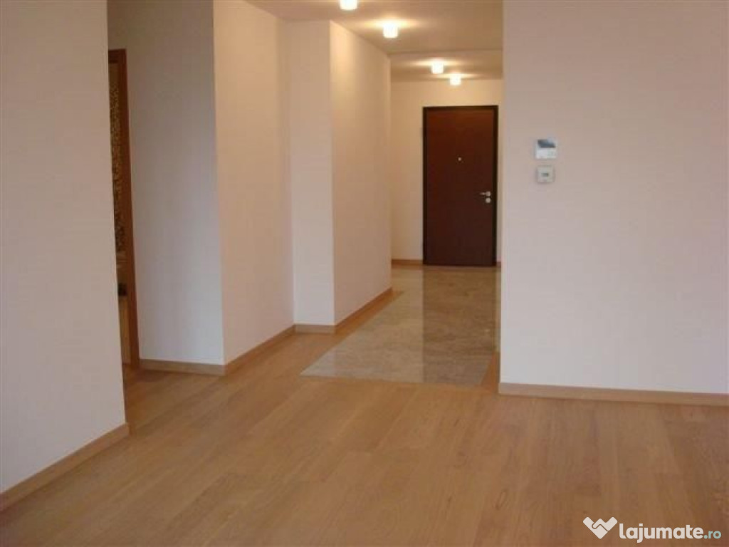 Spatiu comercial Victoriei 500mp etaj
