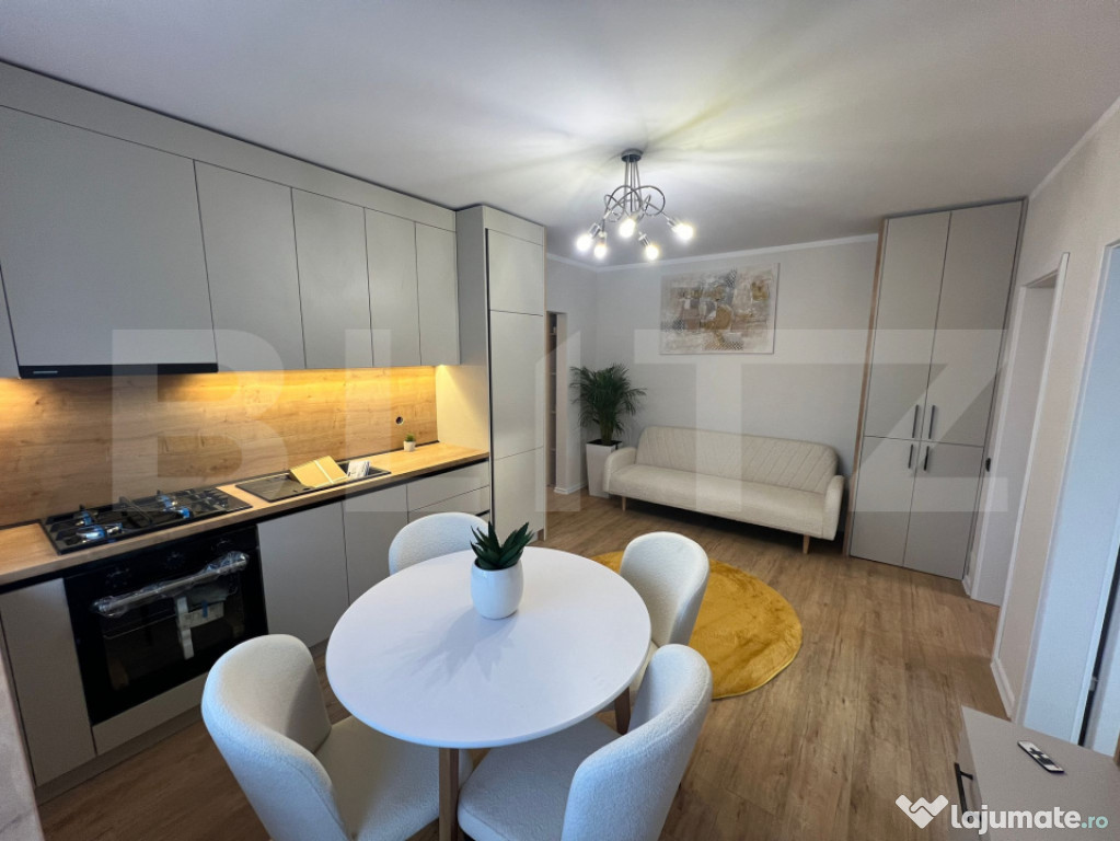 Apartament 3 camere, etaj intermediar, lux, la cheie, zona T