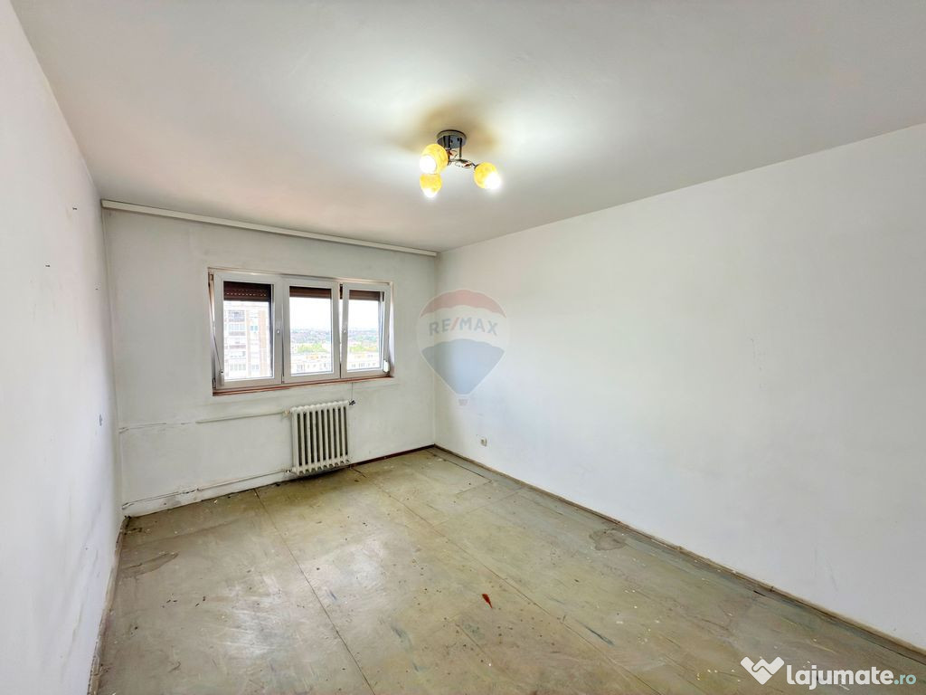 Apartament cu 3 camere, cartier Aurel Vlaicu, etaj interm...