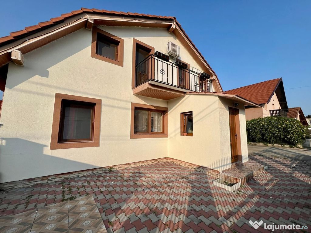 Casa individuala cu curte proprie de vanzare in Sacalaz C...