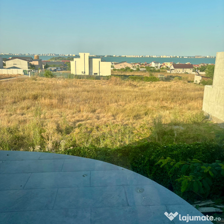 Vila de vanzare, Ovidiu