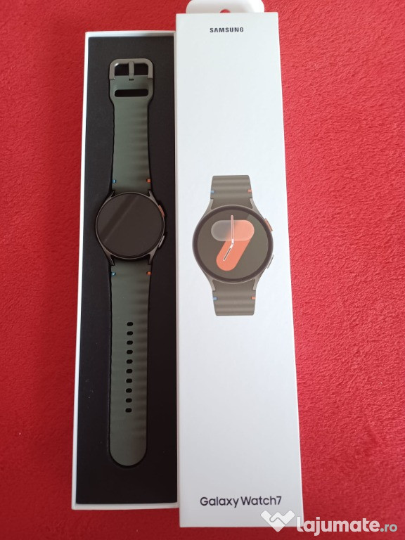 Vând samsung s24 ultra 245 GB su smartwatch 7 40 mm