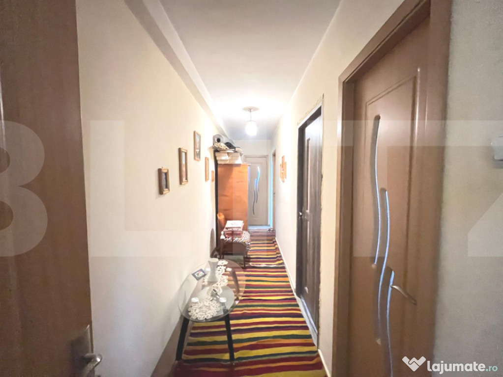 Apartament de 4 camere, 80 mp, zona Complex Bulevard