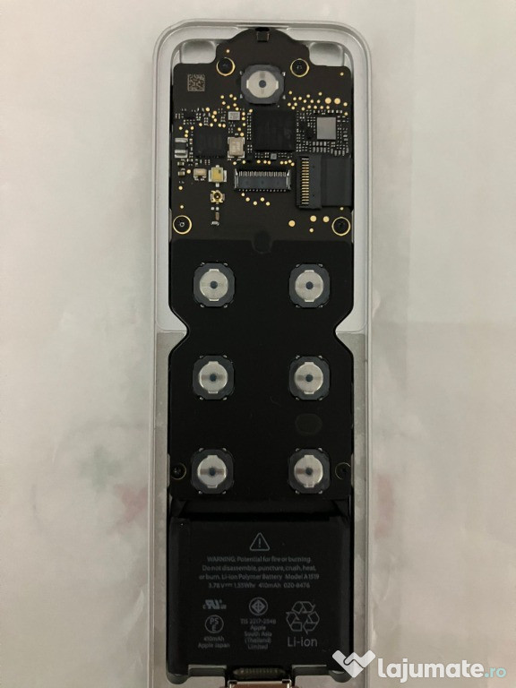 Apple Remote A1513 (funcțională, desfăcută)