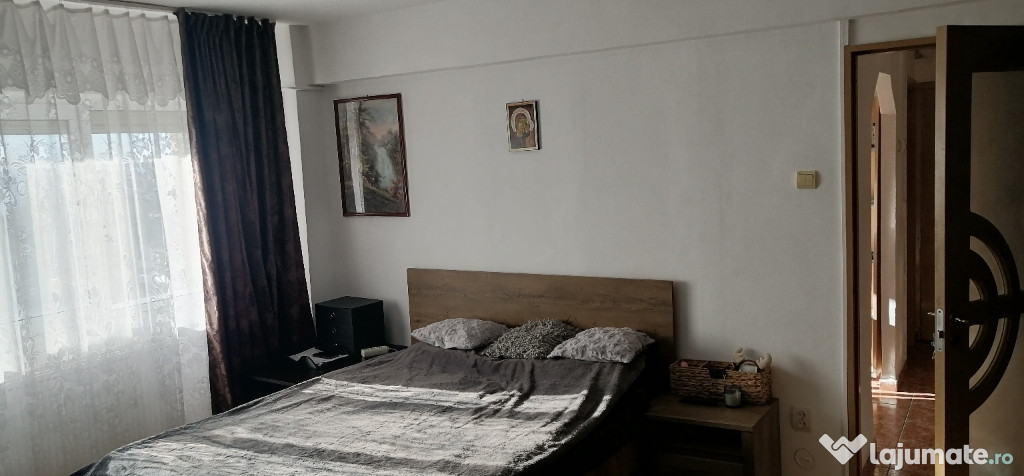 închiriez Garsonieră conf 1 decomandată Ultracentral Ploiești