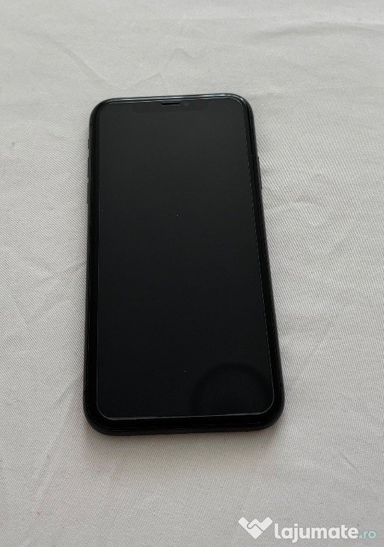 IPhone 11, 64gb (folie+huse)