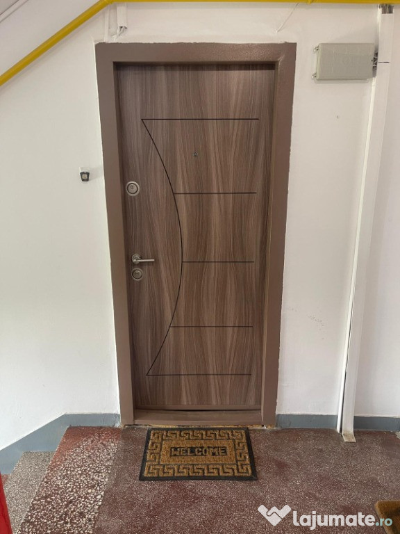 Apartament 3 camere Drumul taberei
