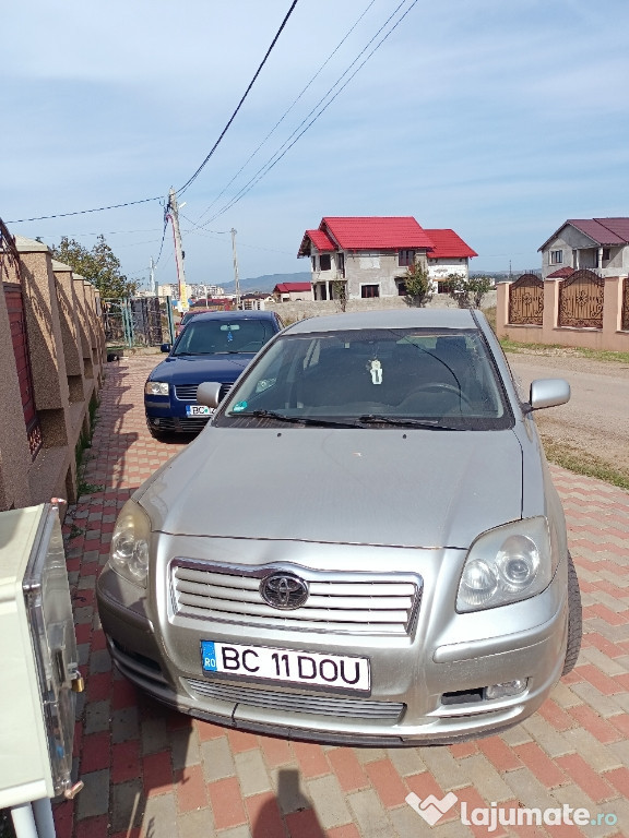 Toyota avensis...........................