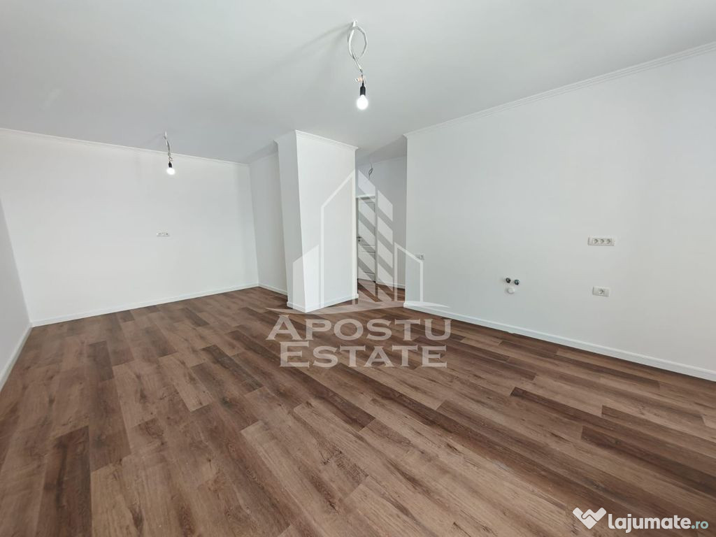 Apartament cu 2 camere, nemobilat, zona Torontalului