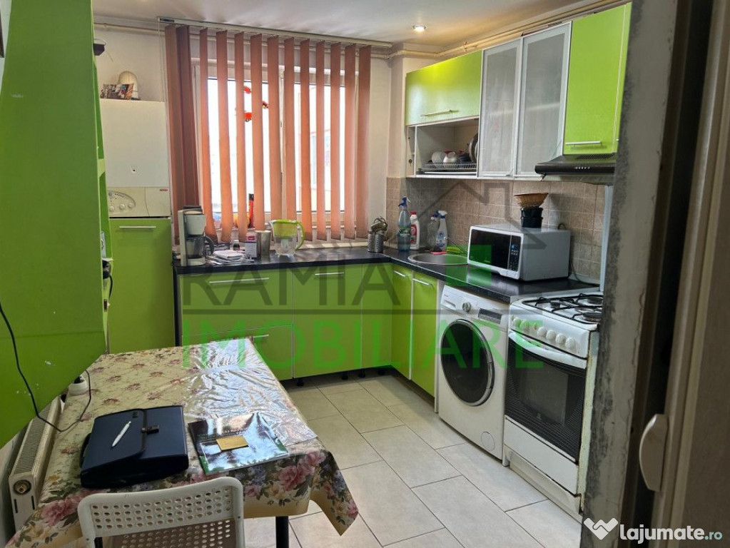 Apartament 3 camere - Astra