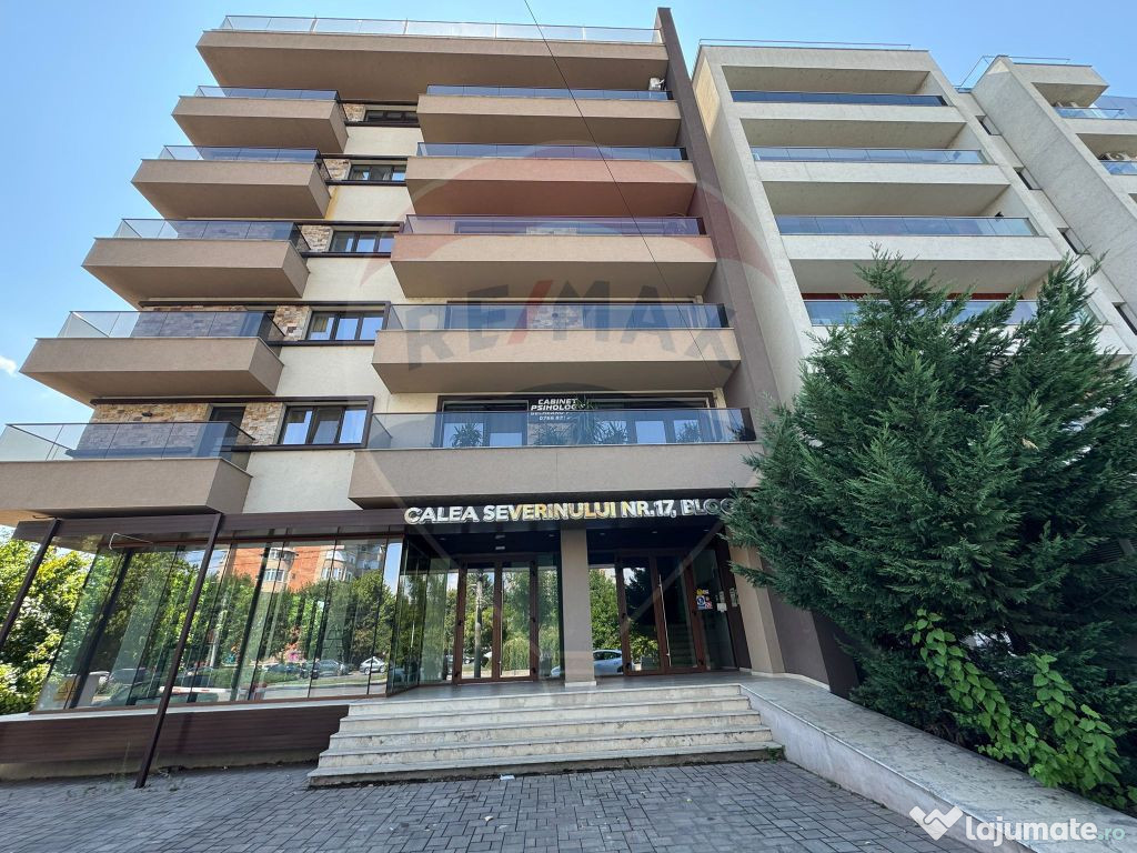 Apartament cu 3 camere de vânzare în zona Craiovita Noua