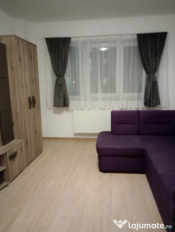 Garsoniera Tractorul-Coresi 88900 Euro