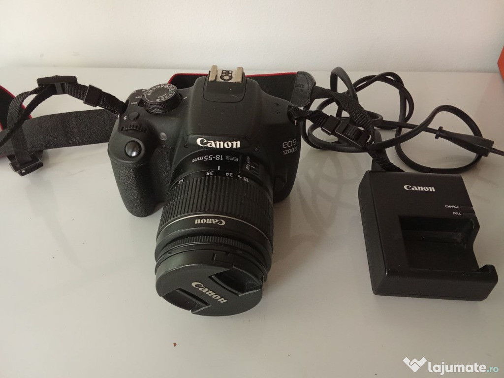 Cameră profesională Canon cu obiectiv 18-55mm