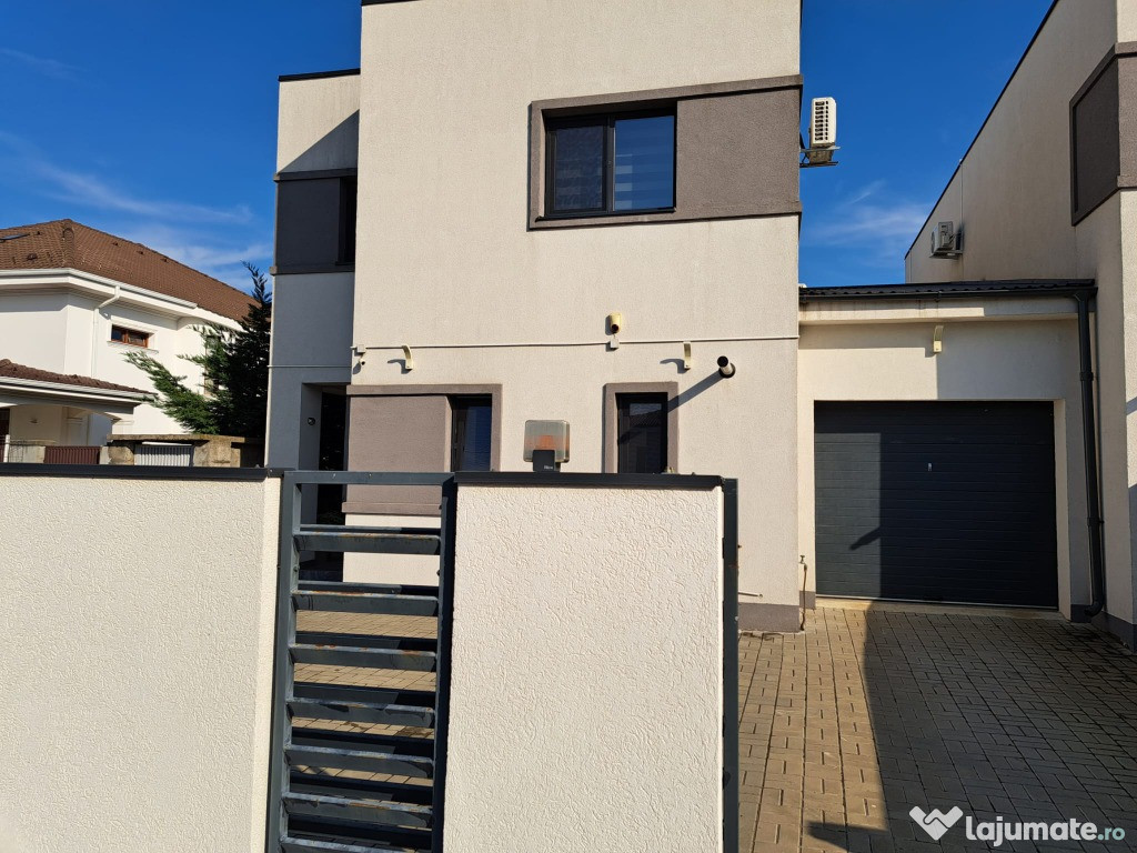Casa de vânzare tip duplex, separat prin garaj , Dumbrăvița TM.