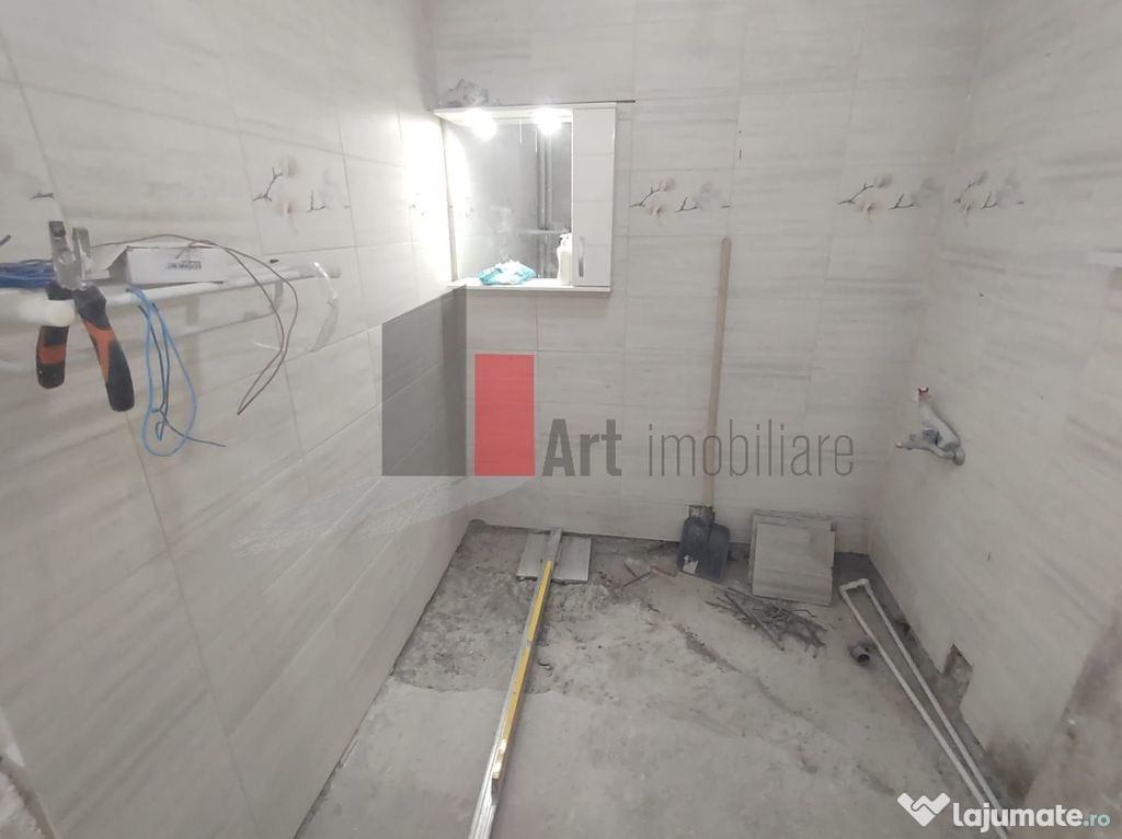 Vânzare apartament 2 camere semidecomandat Drumul Găzar...