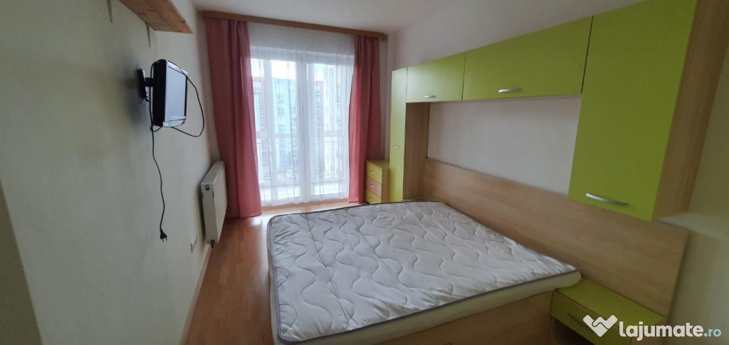 Apartament 2 camere decomandat cu balcon si parcare, Avantga
