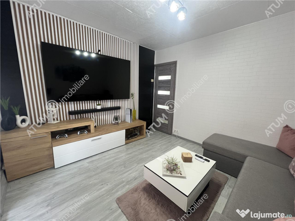 Apartament cu 3 camere decomandate si balcon etaj 2 zona Vas