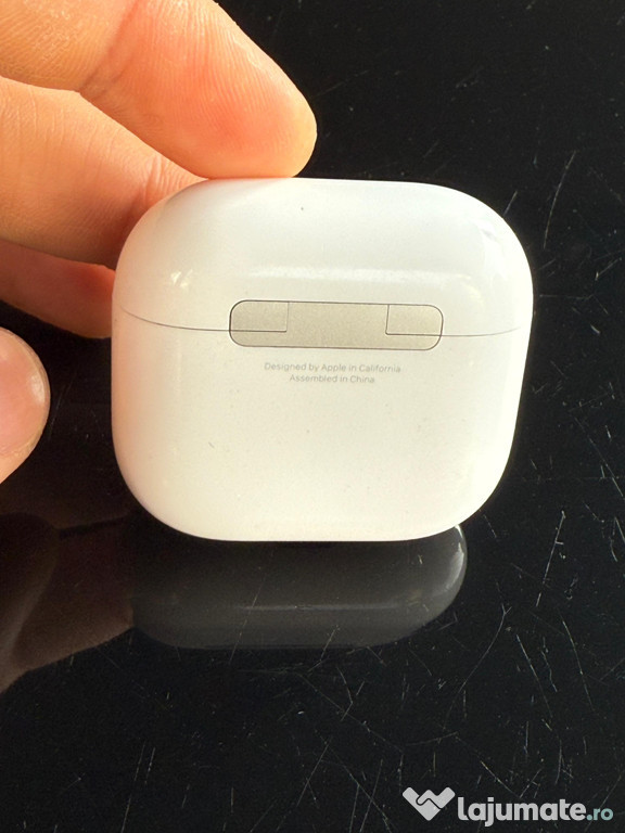 Căști Apple generația 4