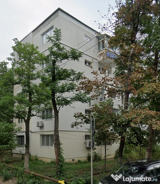 Podu Roș, apartament modern semidecomandat, 2 camere