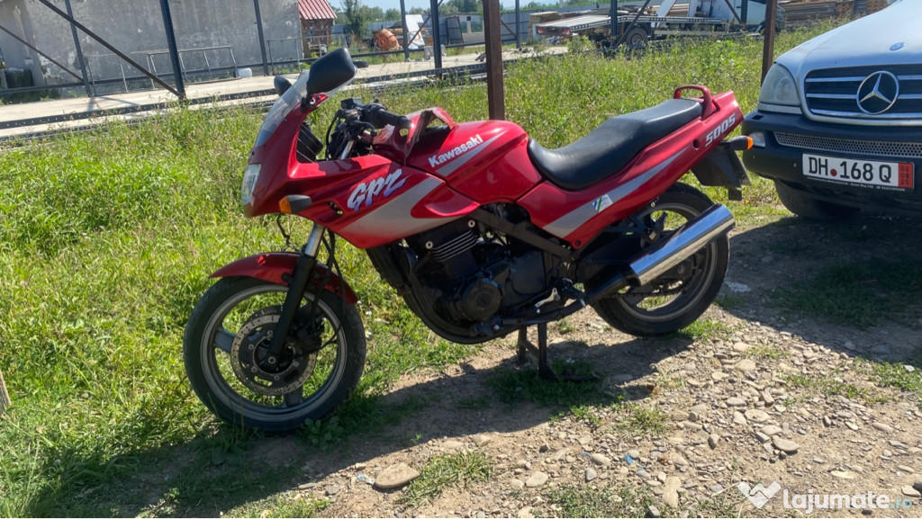 Kawasaki GPZ 500S