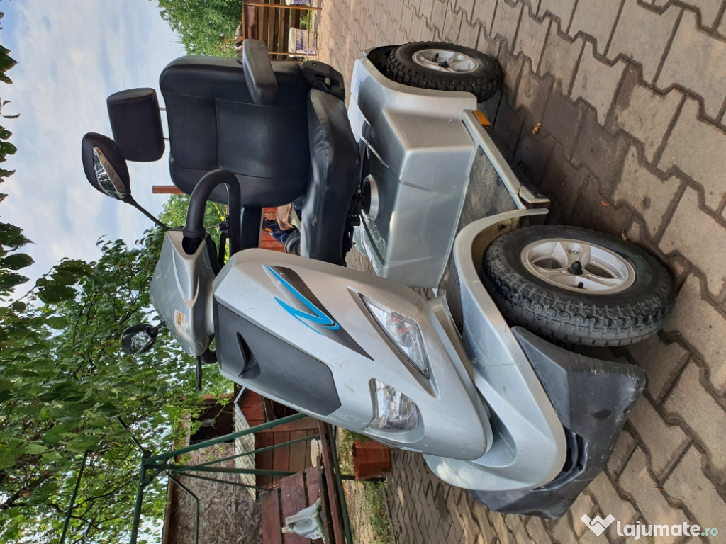Scooter electric pentru persoane cu hsndicap,probleme de mers