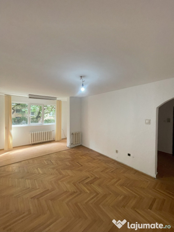 Apartament de 3 camere, 60 mp, central, parter, Oituz