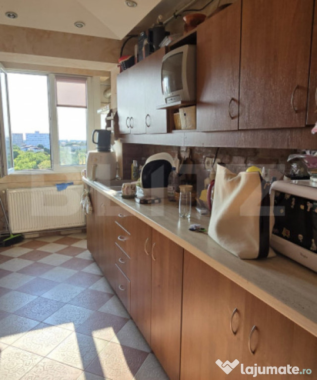 Apartament 3 camere, 67 mp, Micro 14