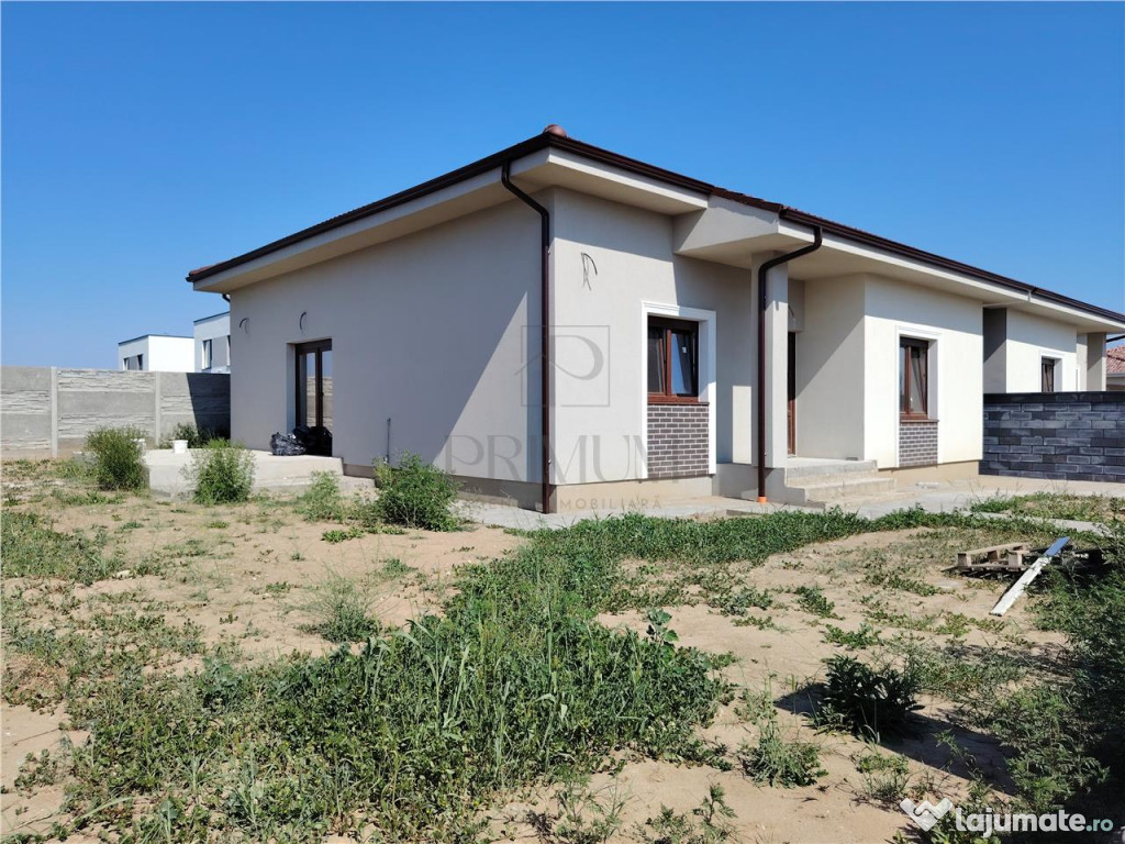 Duplex individual - spatios - canalizare - personalizare int