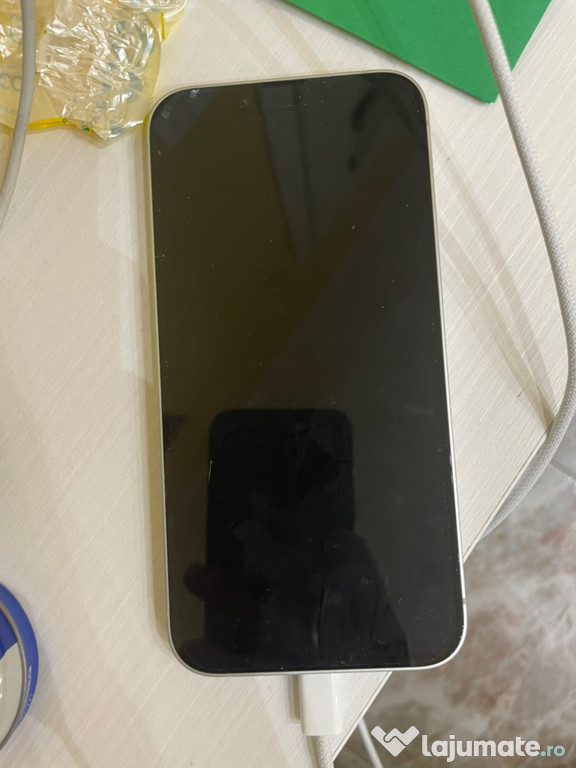 Iphone 16 E nou 256 mb de memorie luat pe 12 iulie
