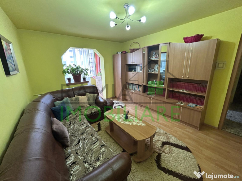 Apartament 3 camere Sacele- pret excelent