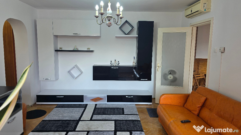 Inchiriez apartament 2 camere in Deva, Mihai Viteazu, et 3, mobilat