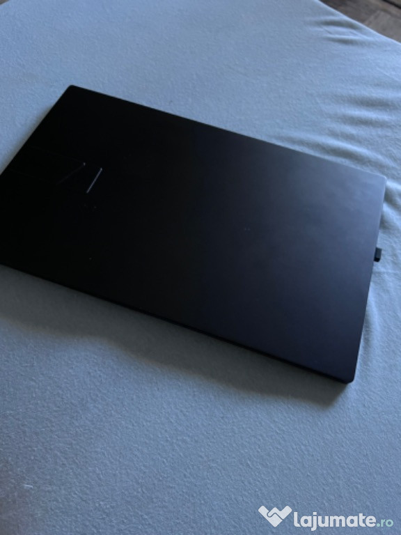 Laptop Asus VivoBook 17