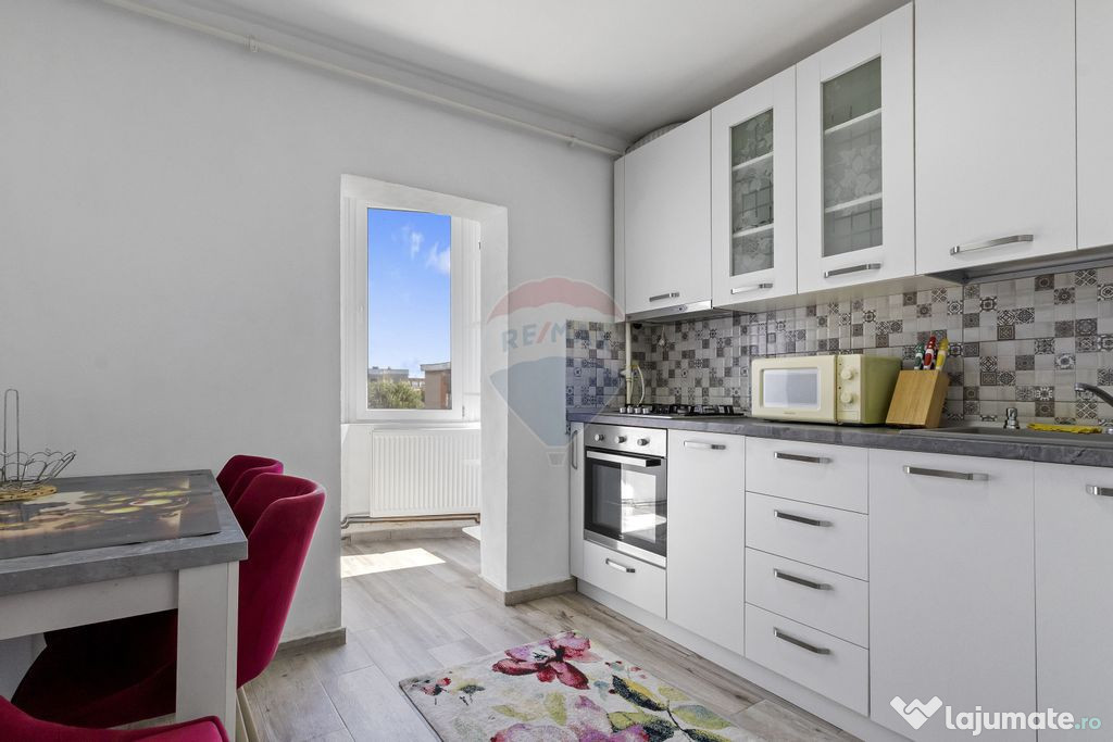 Apartament 2 camere decomandat de vânzare în zona Banu ...