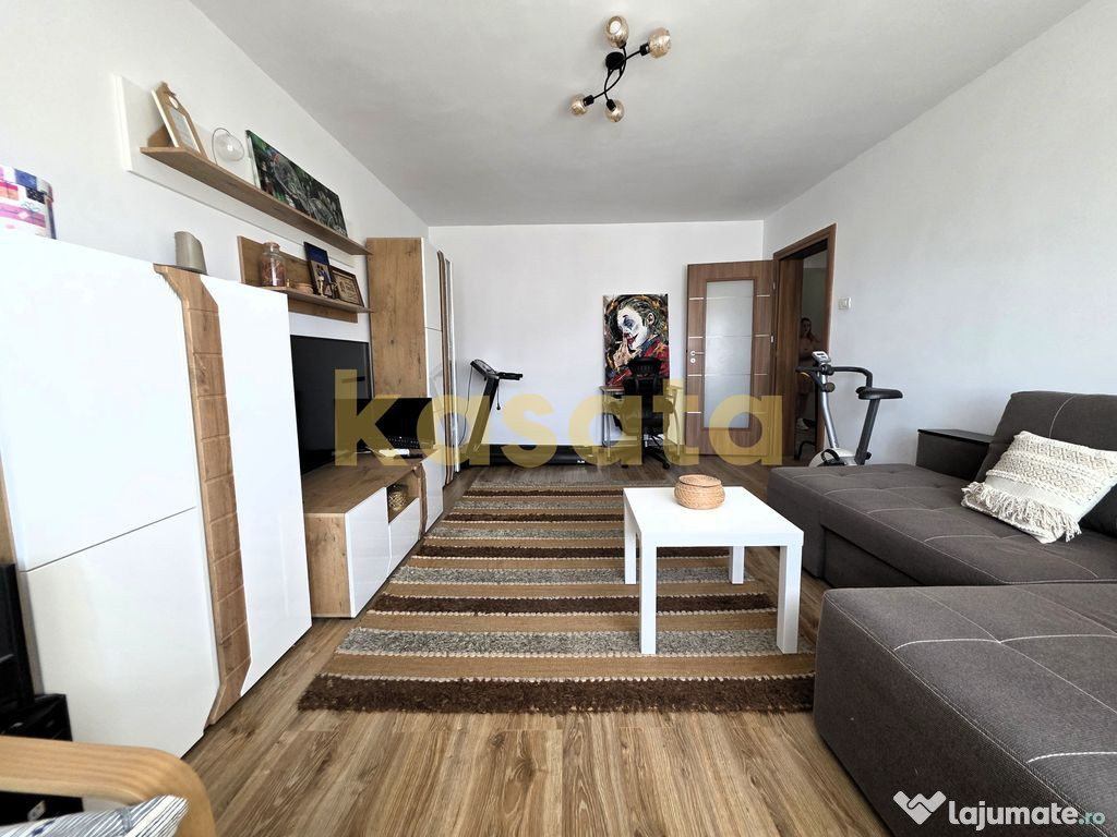 Apartament 3 camere, 81 mp, renovat 2019 – spațios, lu...