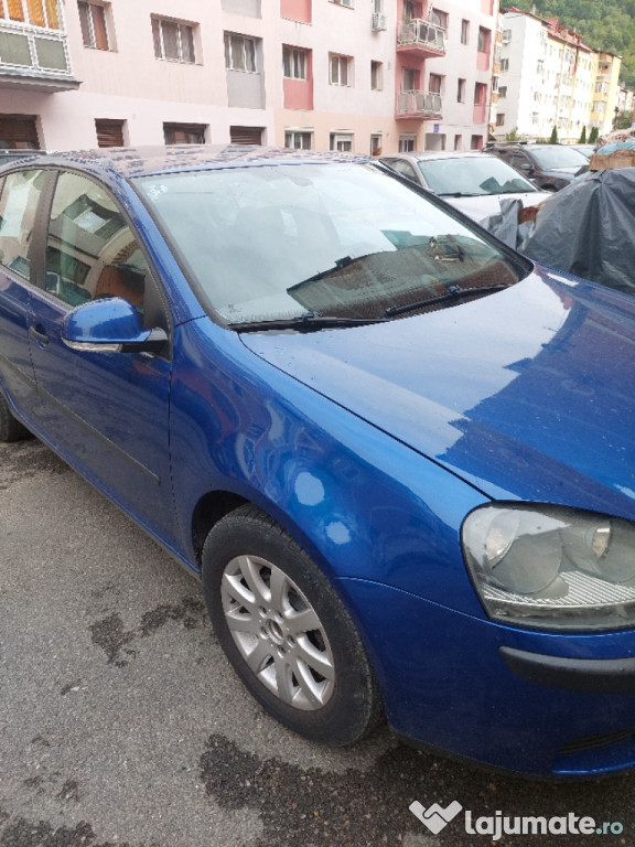 Vând Wolkswagen Golf 4