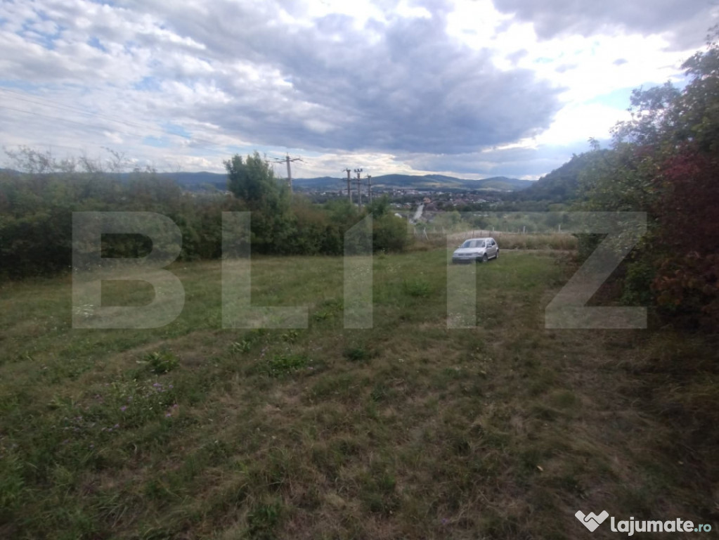 Teren extravilan in suprafata de 35 de ari,zona Beclenut,ide