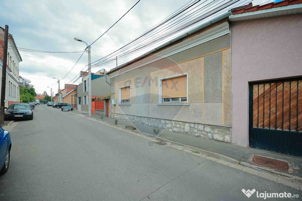 Oportunitate de investiție în zona centrală - casă ș...
