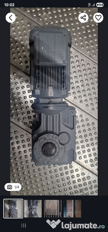 Vând motor electric cu reductor SEW