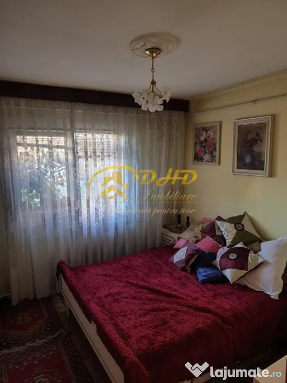 Apartament 3 camere Sf Lazăr
