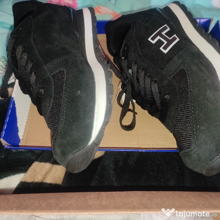 Adidași jack hammer