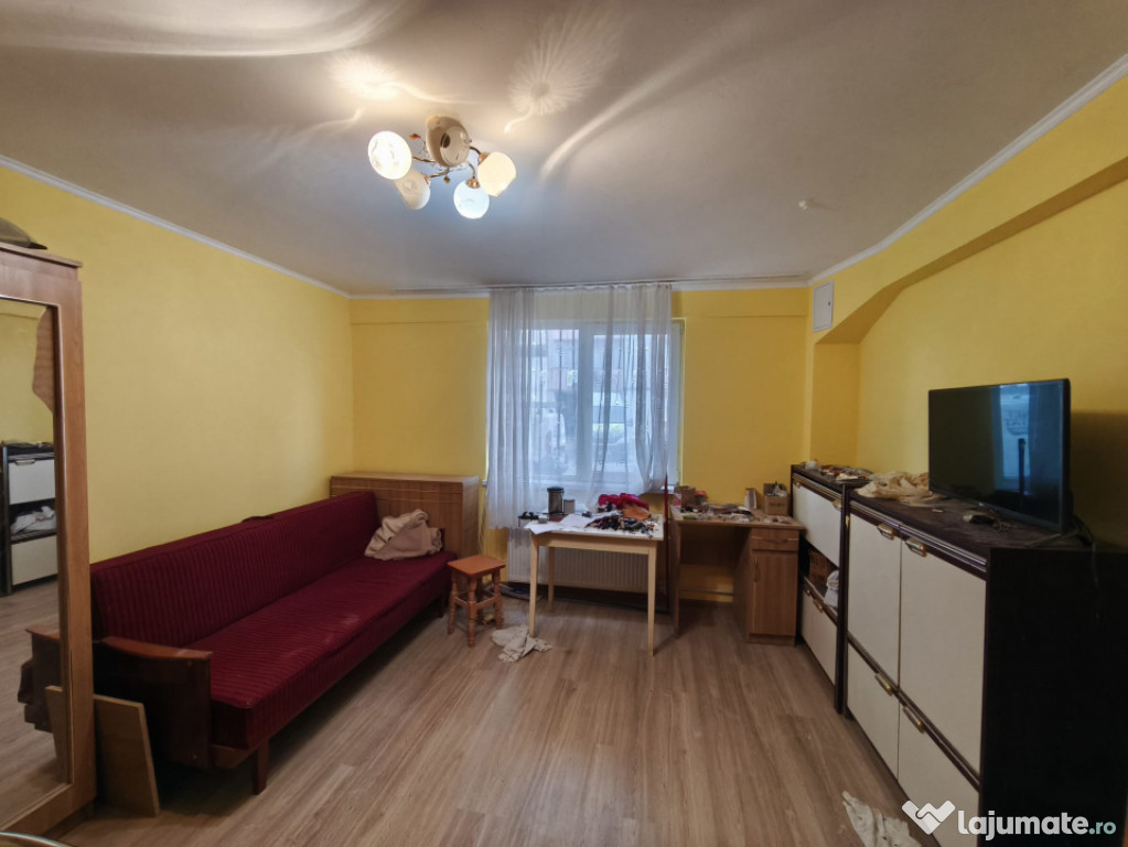 Garsoniera, parter, zona Mihai Viteazu, Radauti