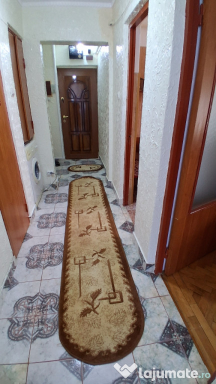Închiriez ap. 2 camere