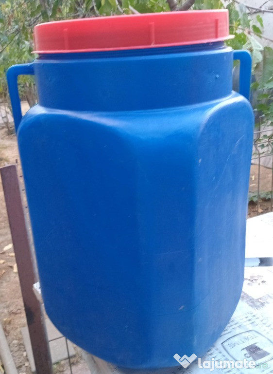 Butoi plastic cu capac 50 litri