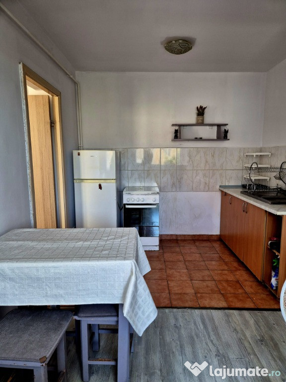 Apartament 3 camere zona Confectii - ID : RH-43688-property