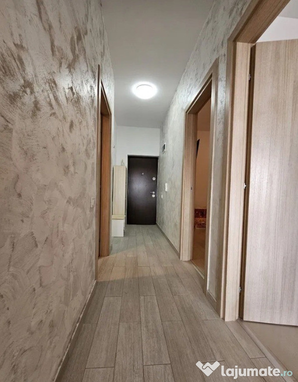 Apartament cu 3 camere|centrala termica|balcon