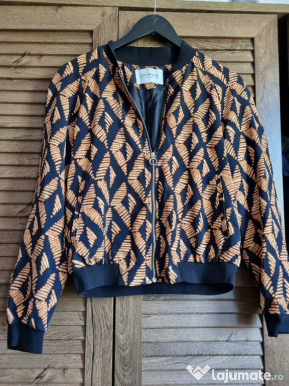 Jacheta bomber Promod