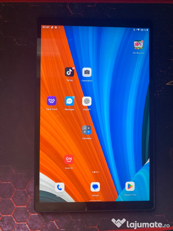 Vând tabletă Lenovo